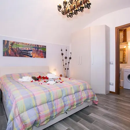 Сasa de vacaciones Sleeps 7 Mezzegra