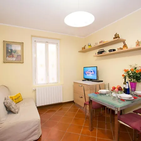 Sleeps 7 Nyaraló